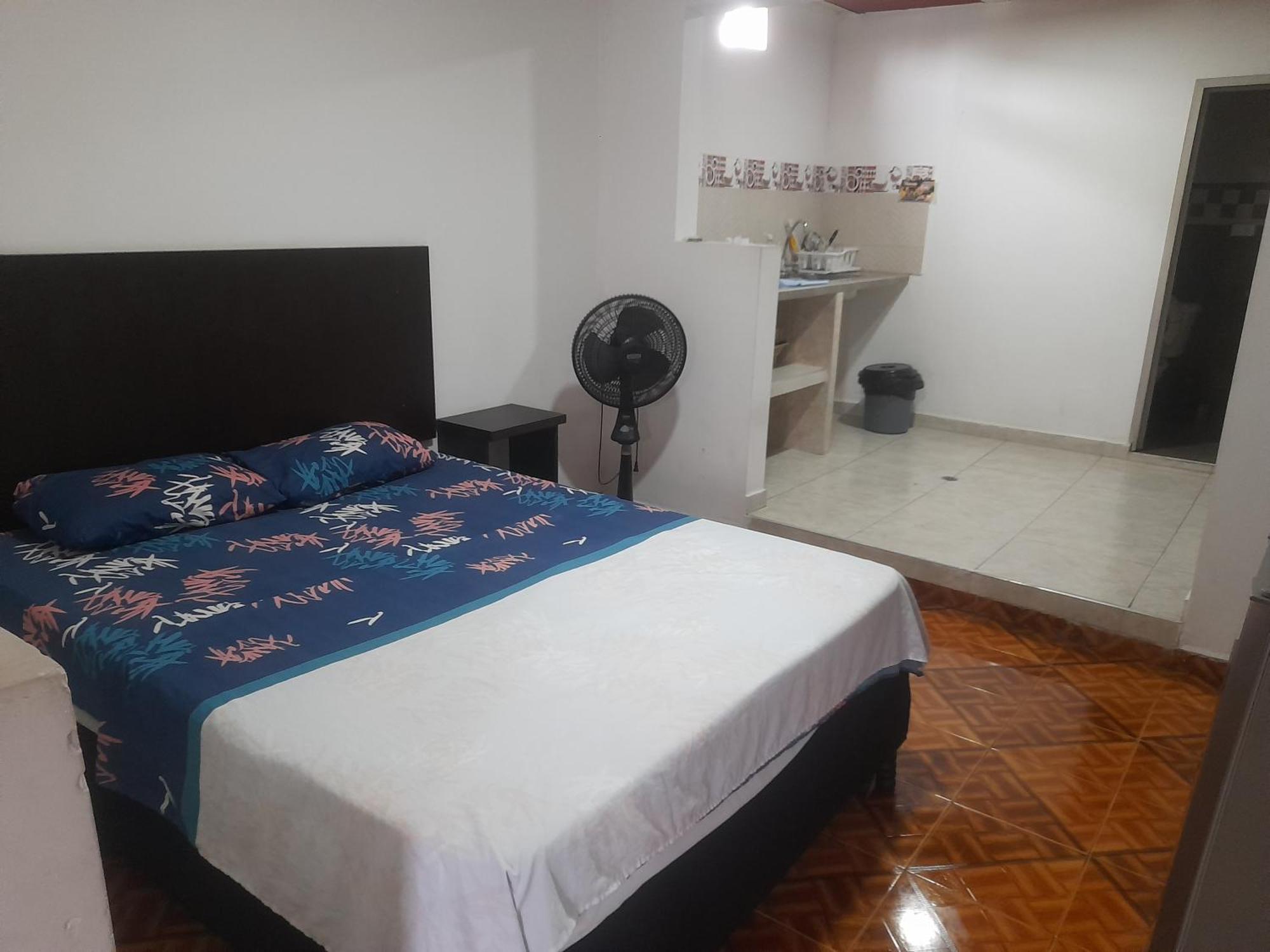 Apartaestudios El Jardin 2 Cali Bagian luar foto