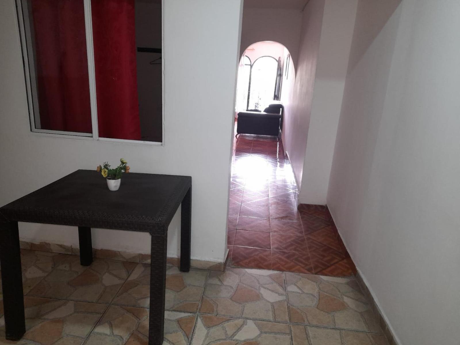 Apartaestudios El Jardin 2 Cali Bagian luar foto